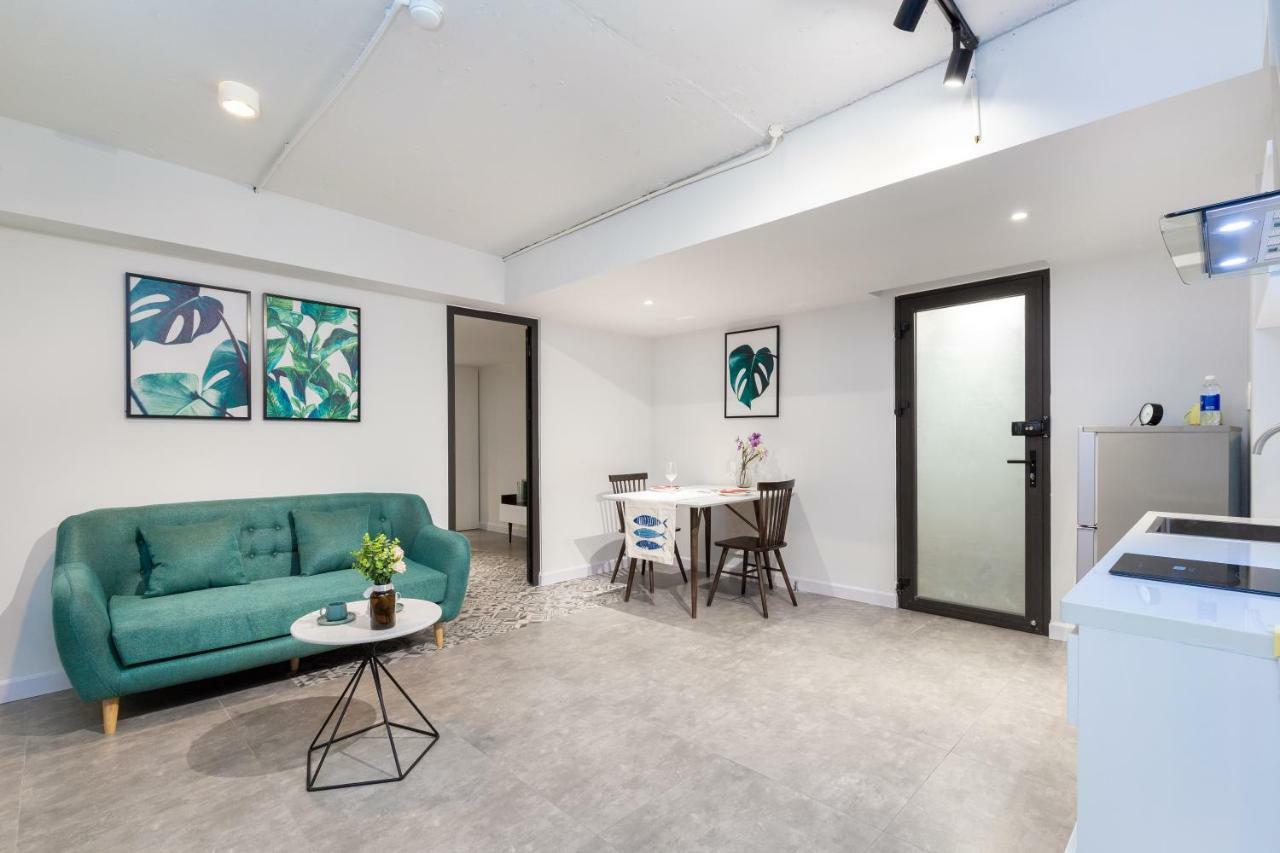 הו צ'י מין סיטי Cozrum Homes - Premier Residence מראה חיצוני תמונה